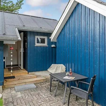 3 Bedroom Lovely In Brovst